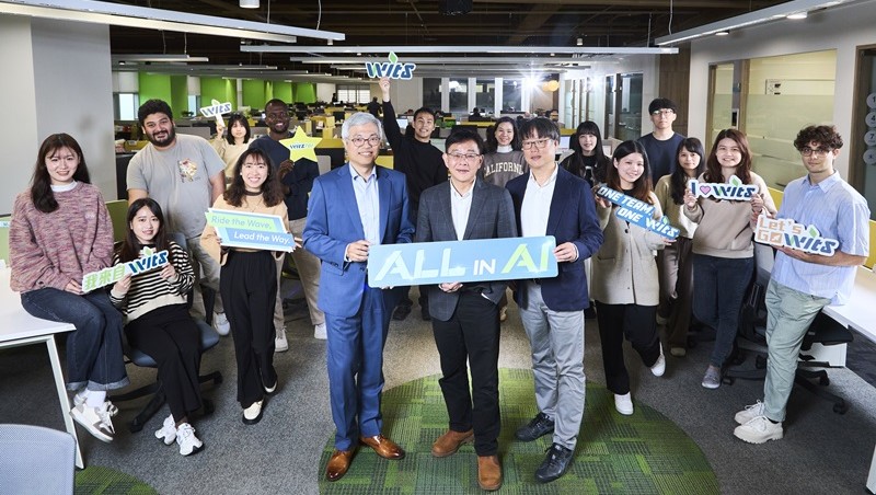 《AI創新百強》不是IT也能拚AI！緯創軟體解決「履歷海」痛點、媒合人才從2週變1天 文章配圖